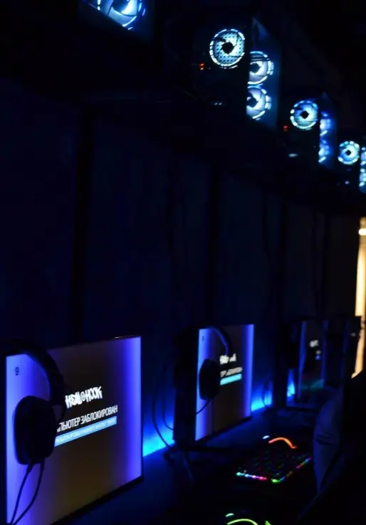 Изображение клуба HEAD HOOK № 4