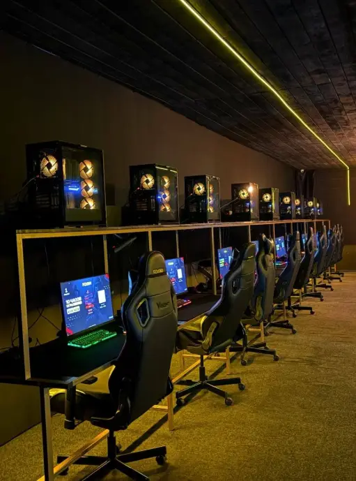 Изображение клуба Форс № 4