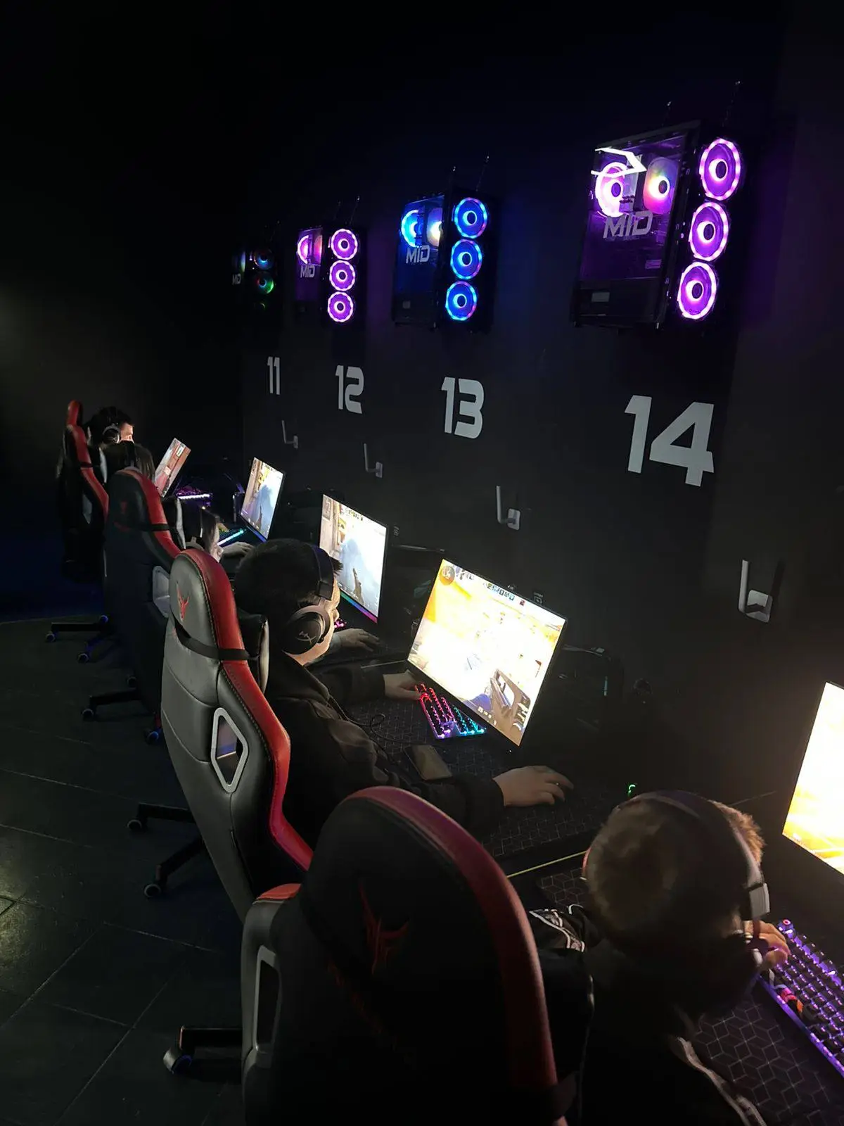 Изображение клуба MID № 8