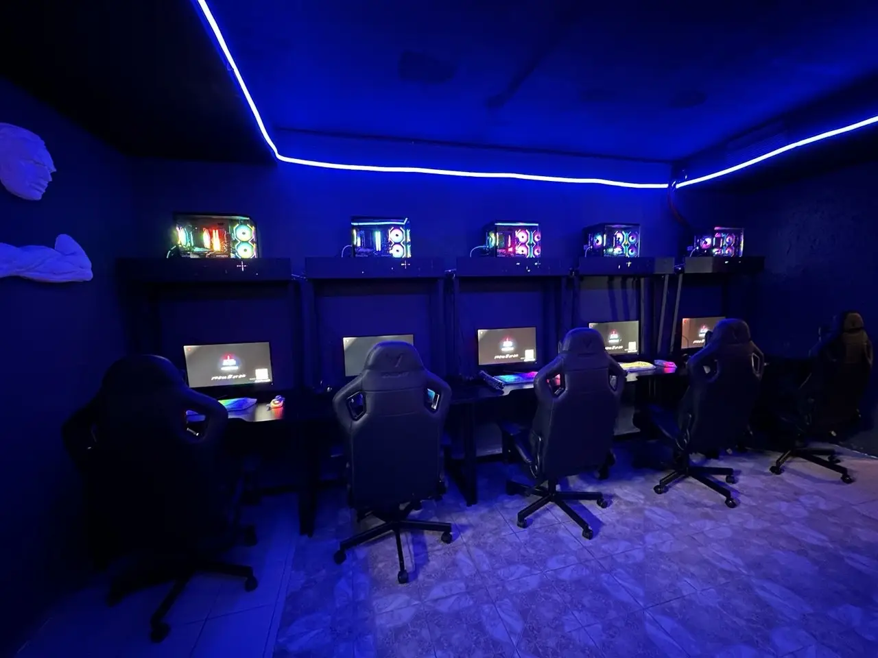 Изображение клуба AIM № 3