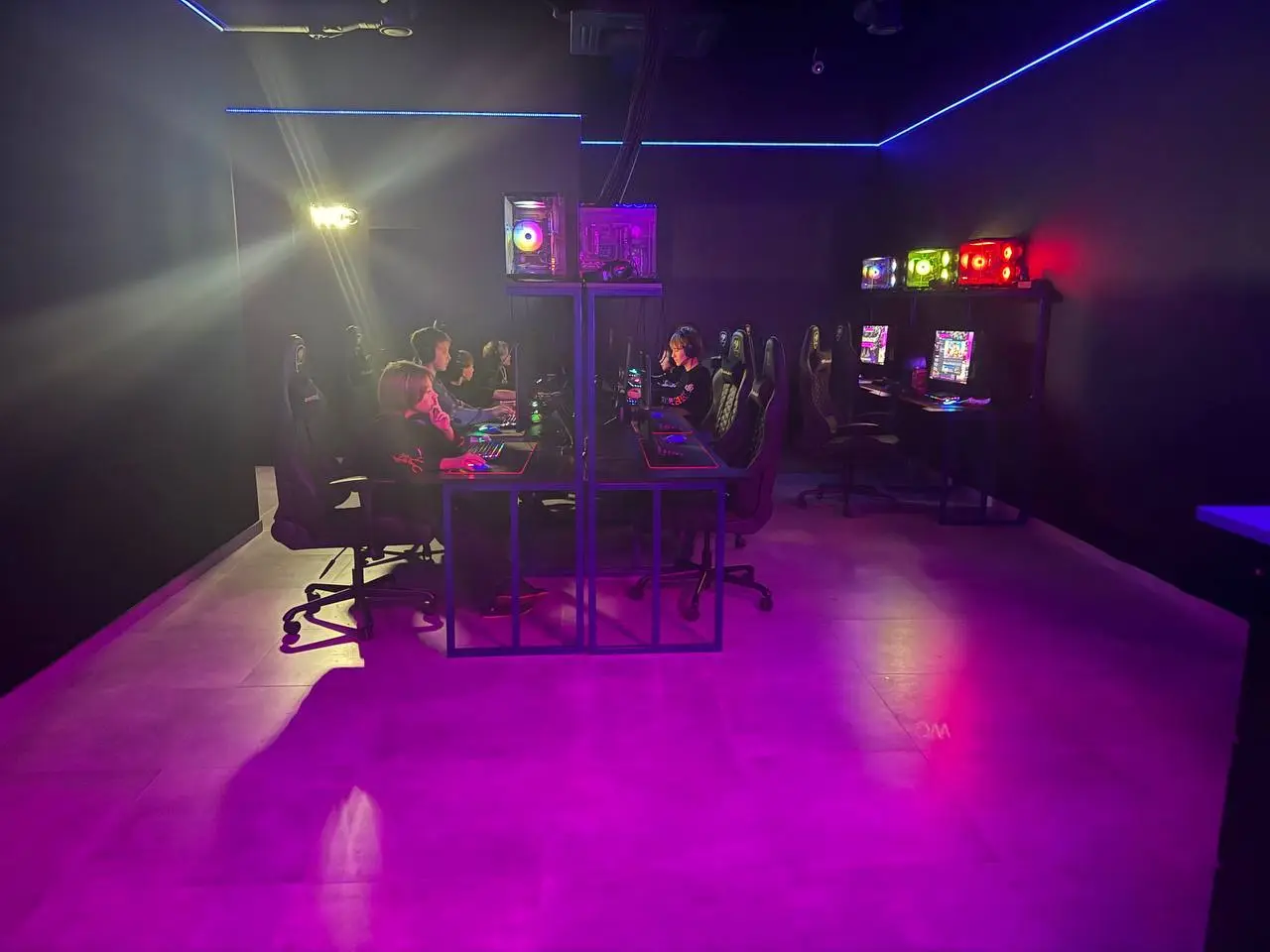 Изображение клуба KIBERNAUT № 9