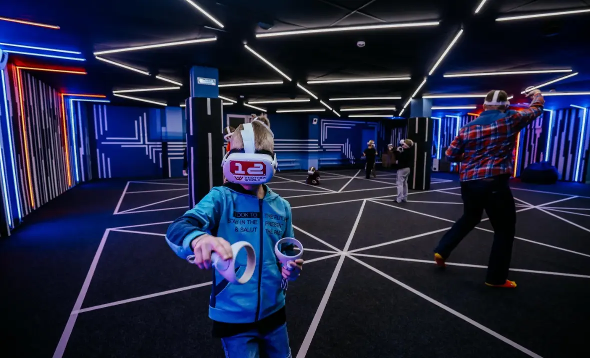 Изображение клуба Another World № 5