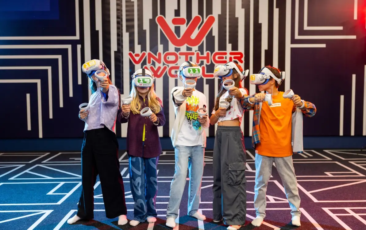 Изображение клуба Another World № 2