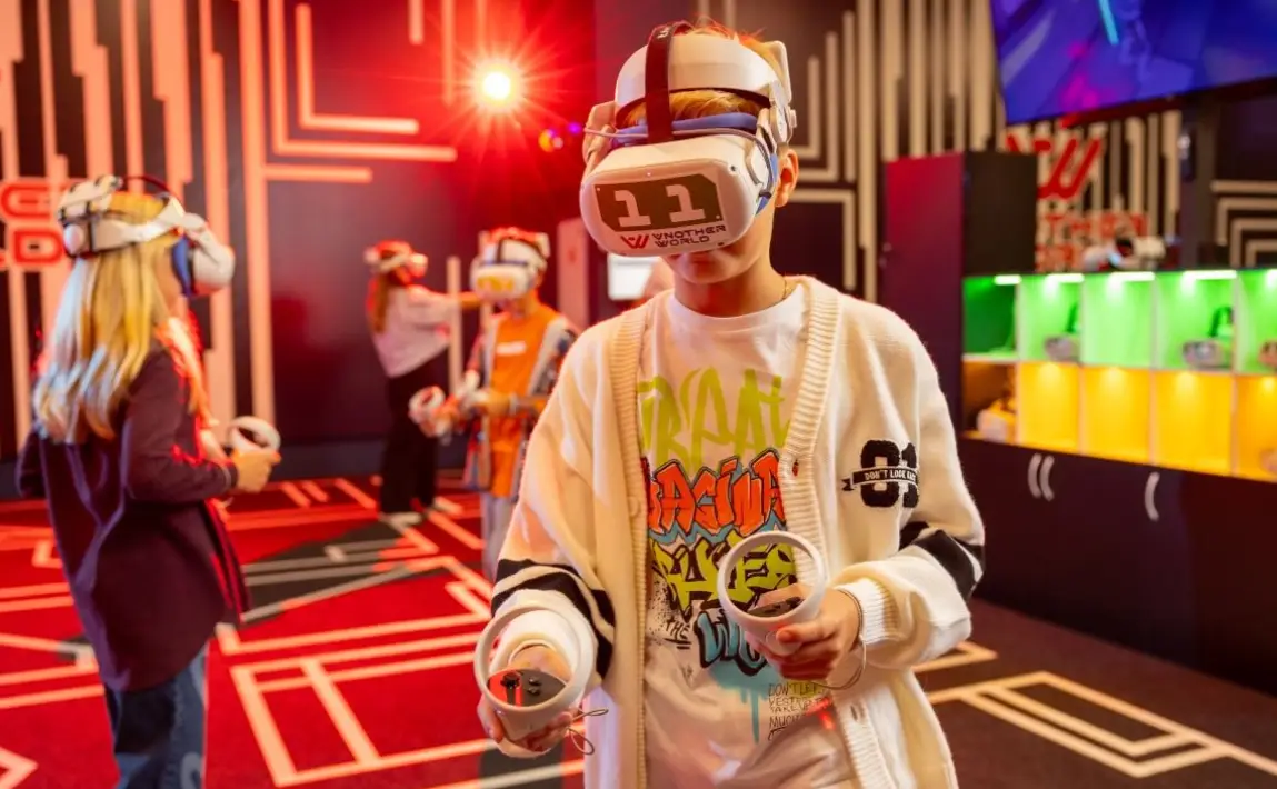 Изображение клуба Another World № 4