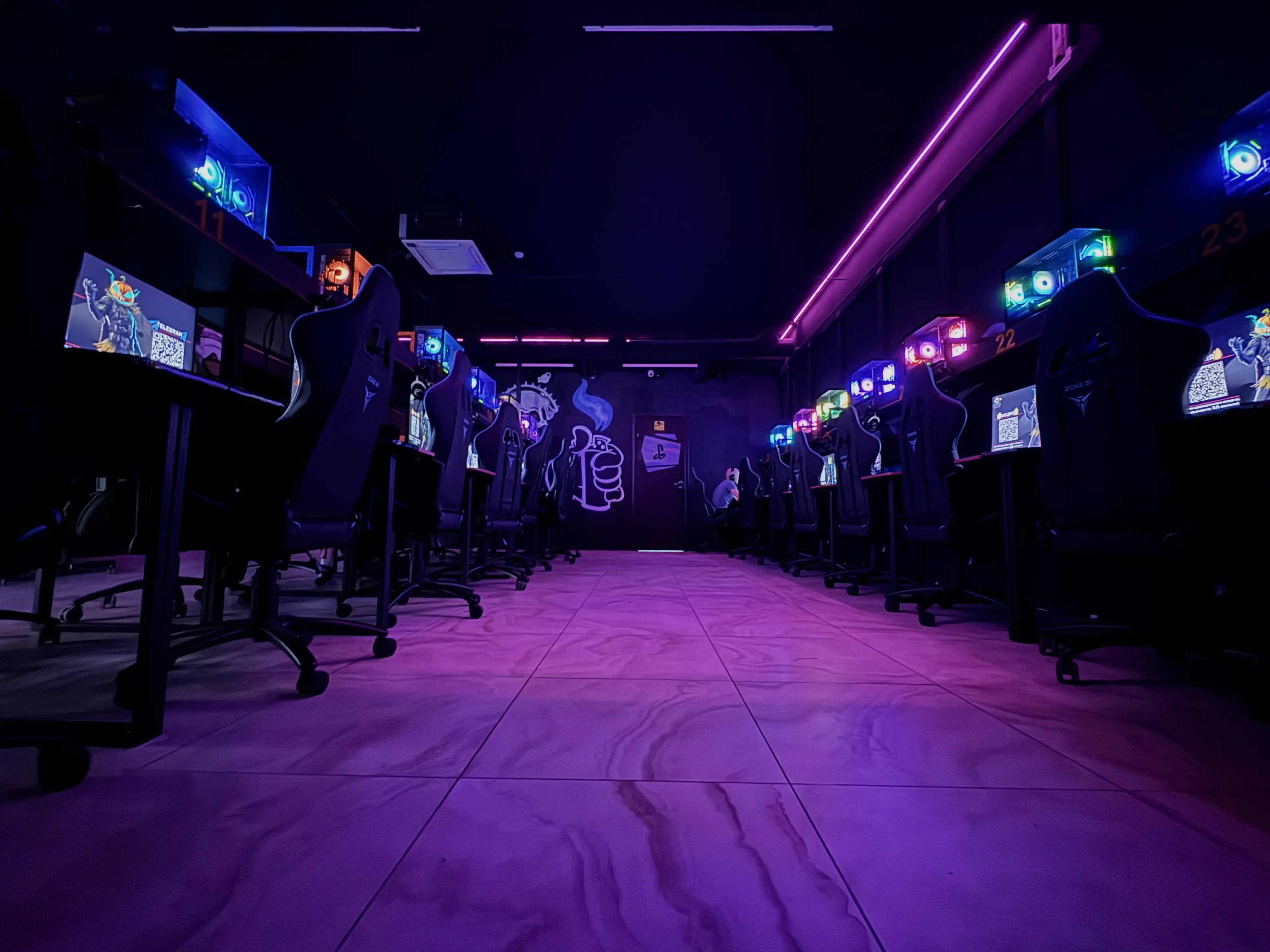 Изображение клуба EazyGame на Никулинской № 5