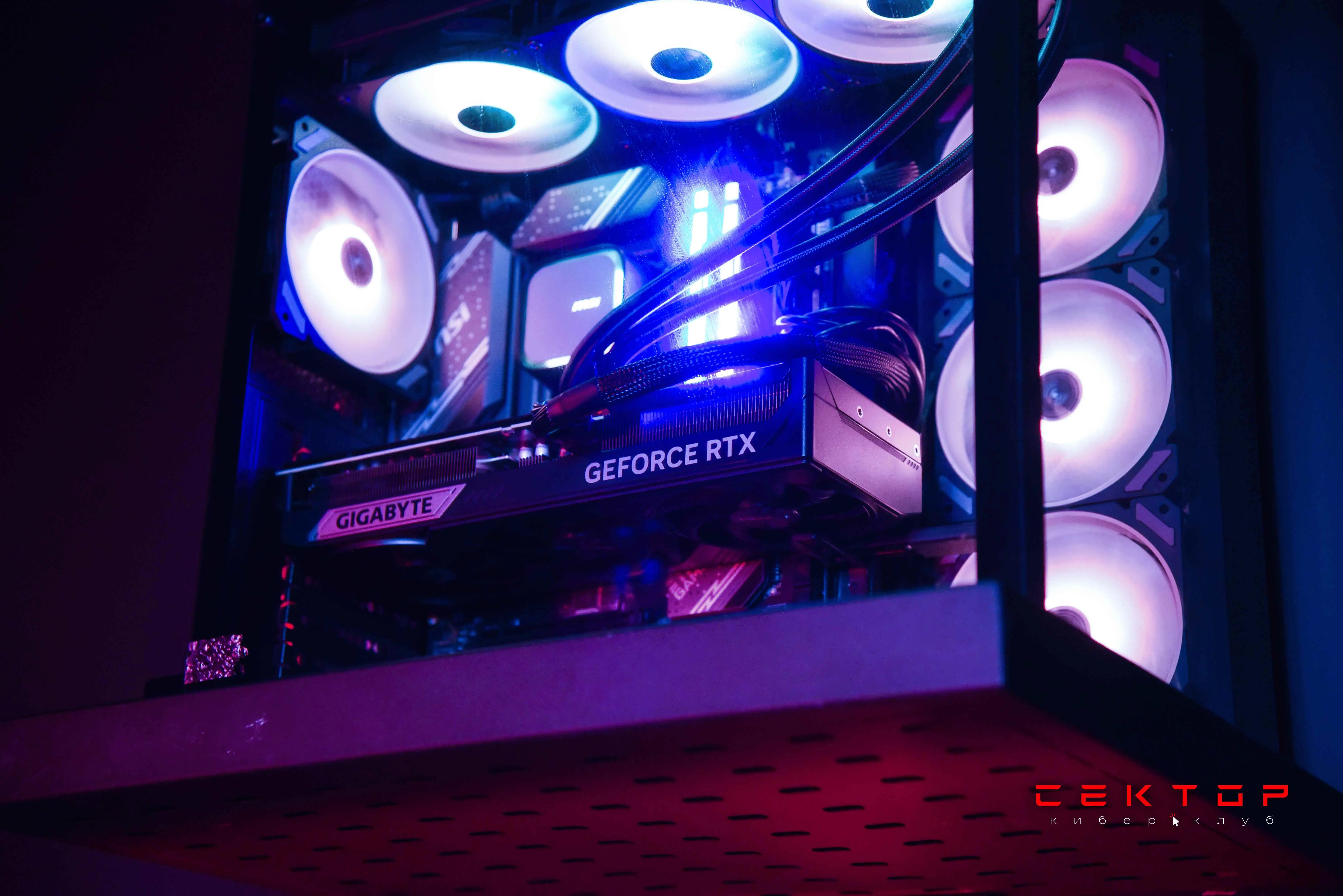 Изображение клуба SEKTOR Владивосток, Калинина 275 № 10