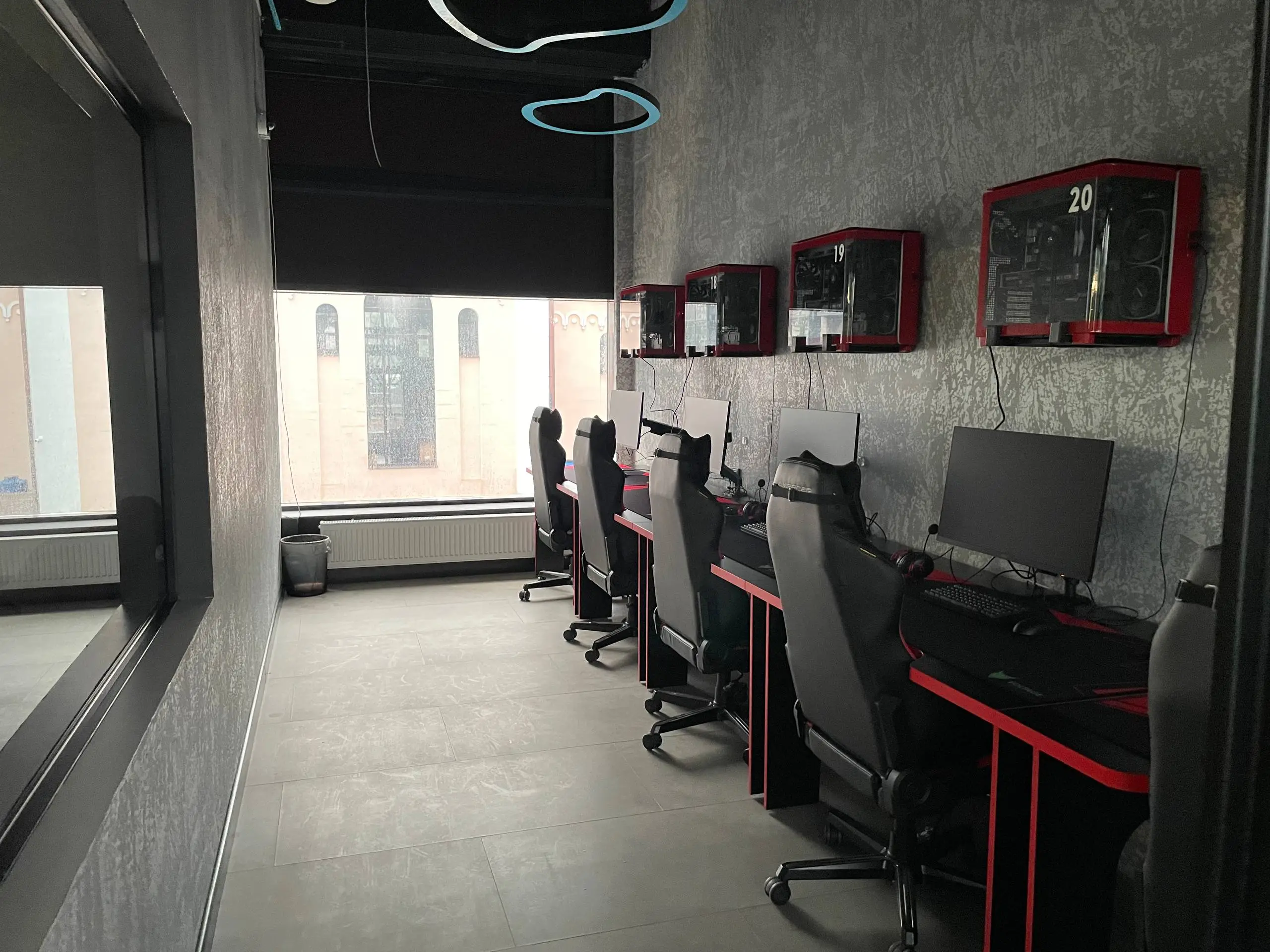 Изображение клуба VOLTAGE № 7