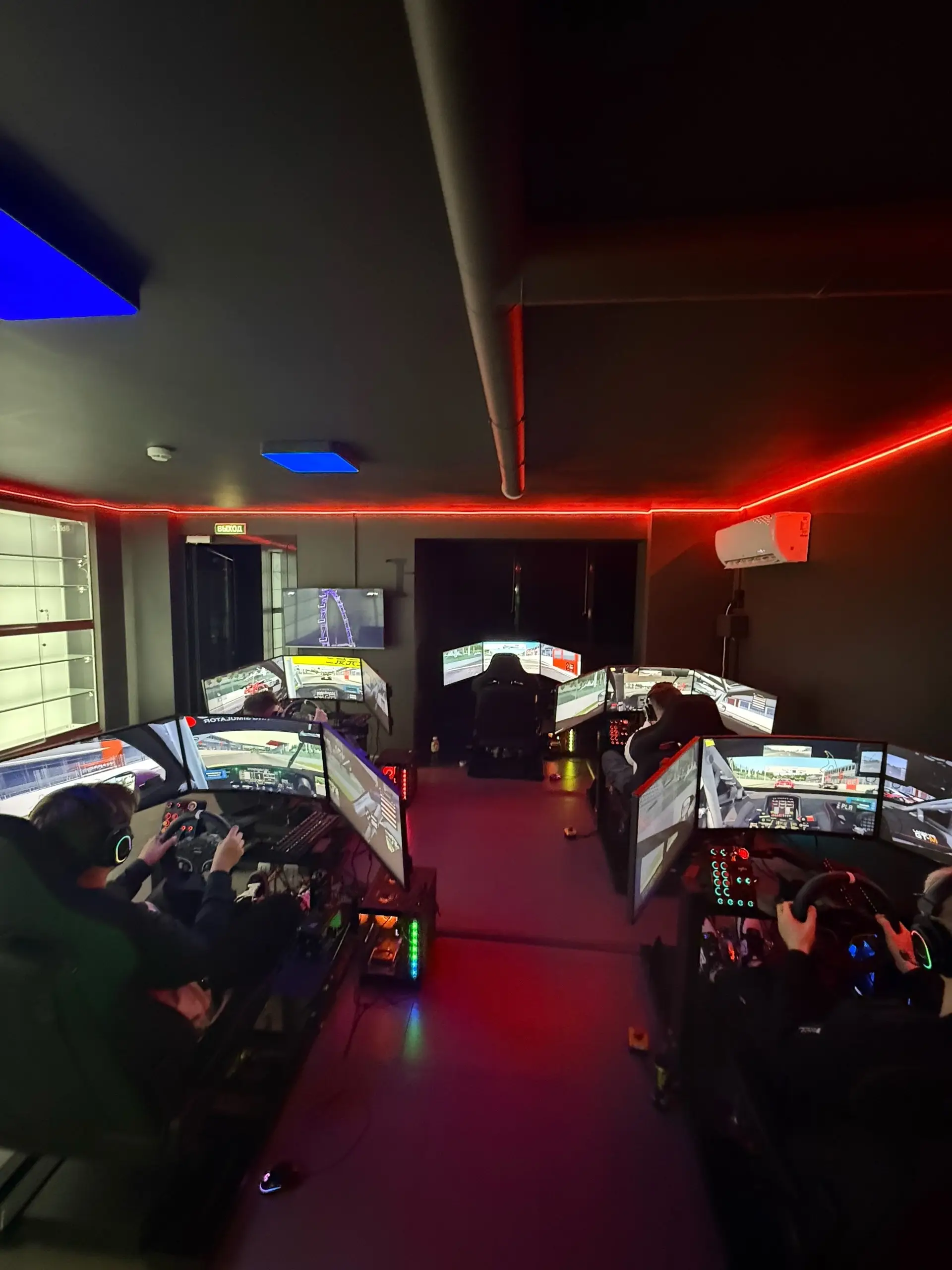 Изображение клуба VR simracing Adrenaline № 2