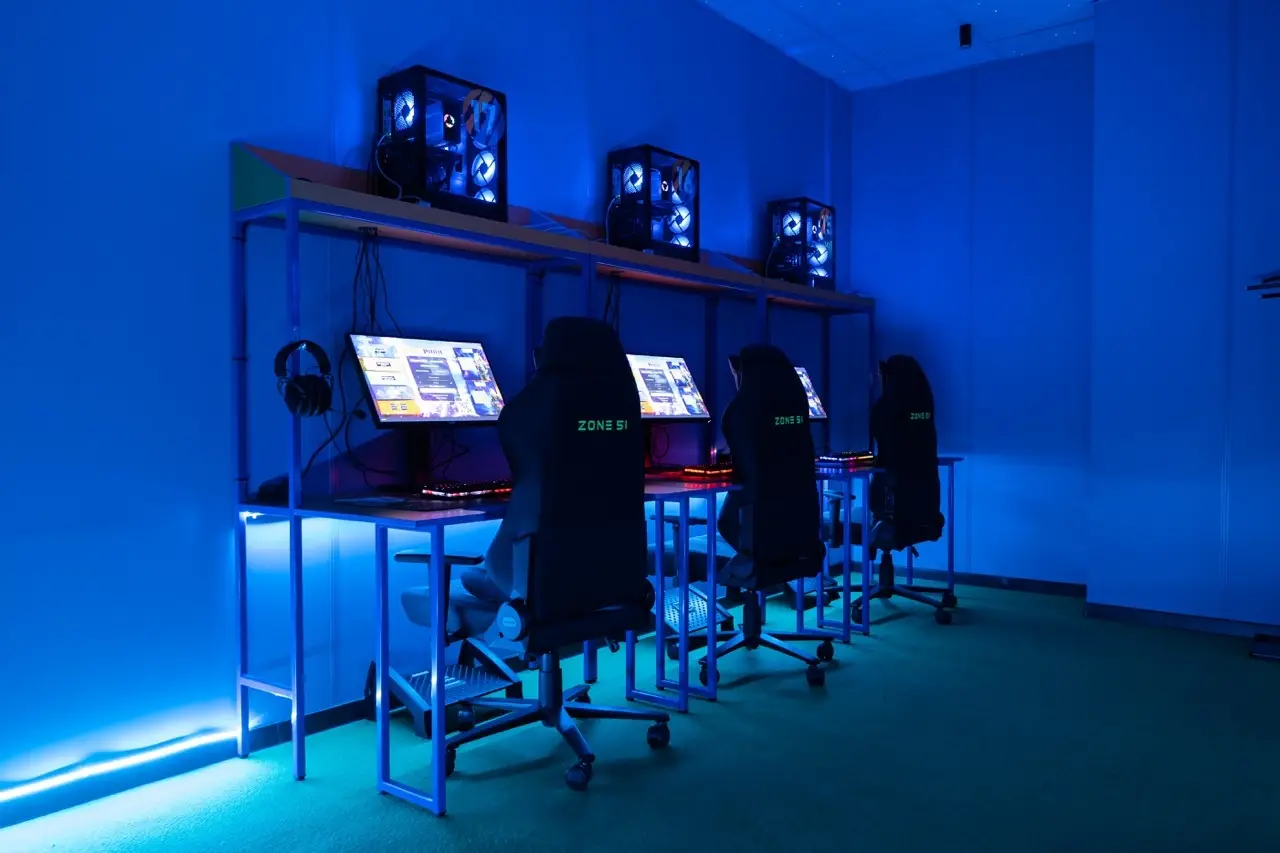 Изображение клуба КиберПрайд № 7