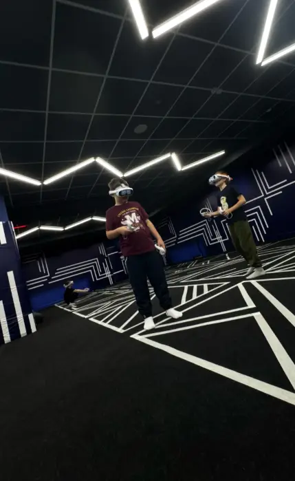 Изображение клуба Another World № 1