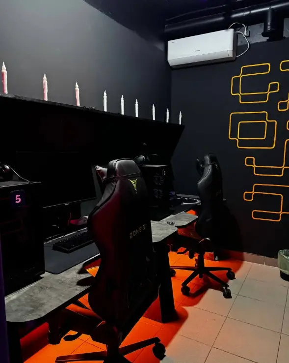 Изображение клуба Godji Cyber Lounge № 1