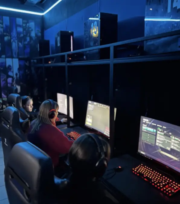 Изображение клуба Cyber Neon № 3