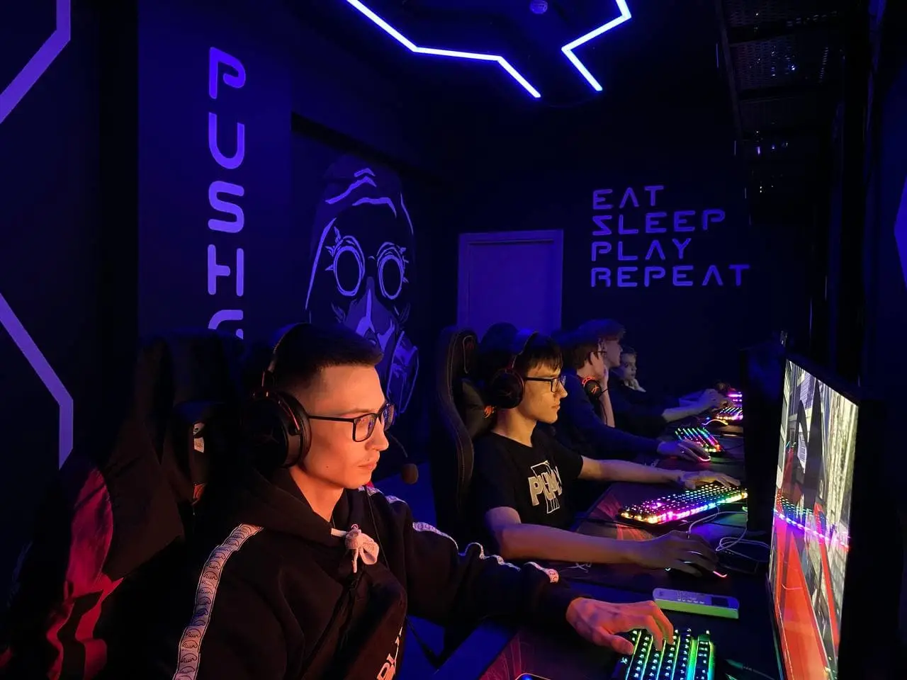 Изображение клуба PUSHGANG № 1