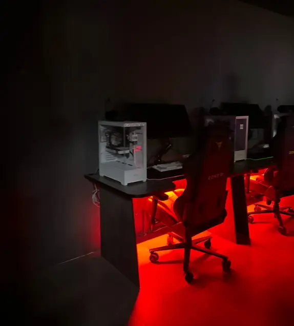 Изображение клуба Godji Cyber Lounge № 3