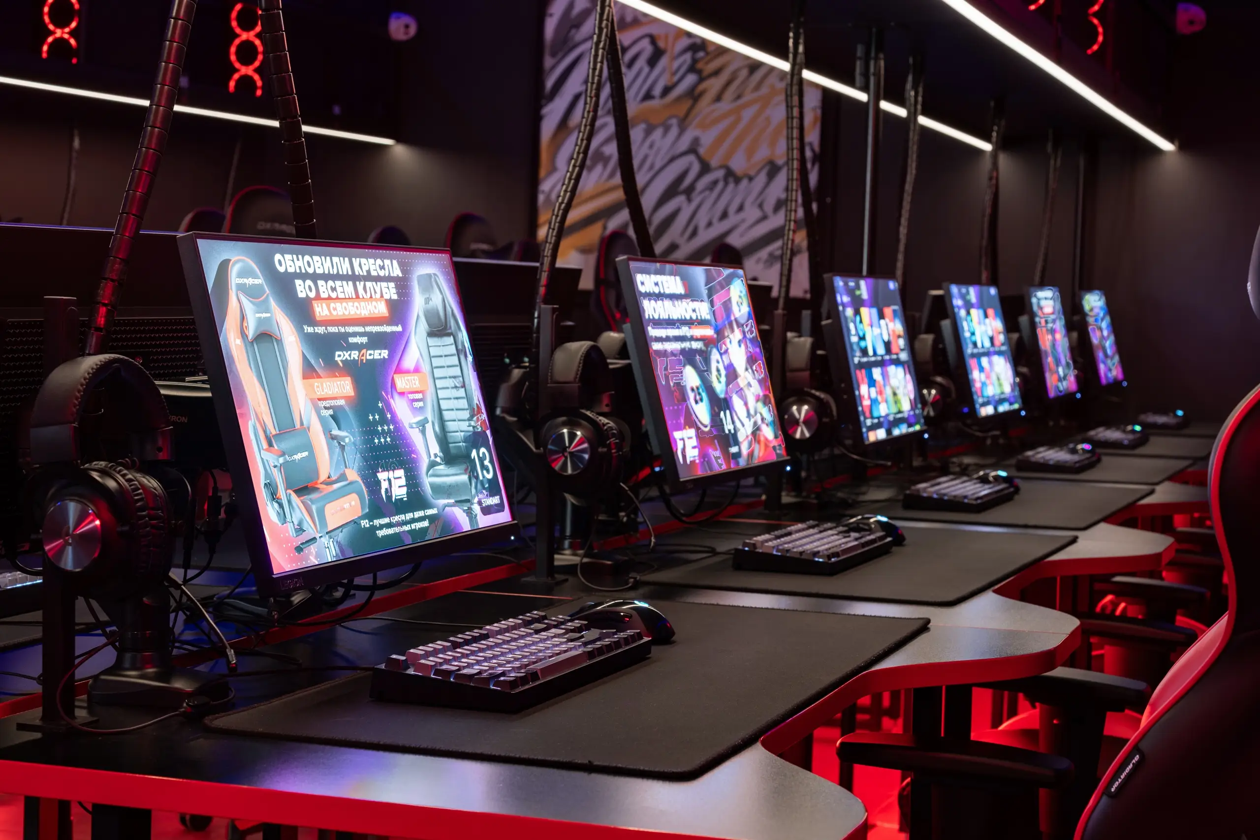 Изображение клуба F12 № 1