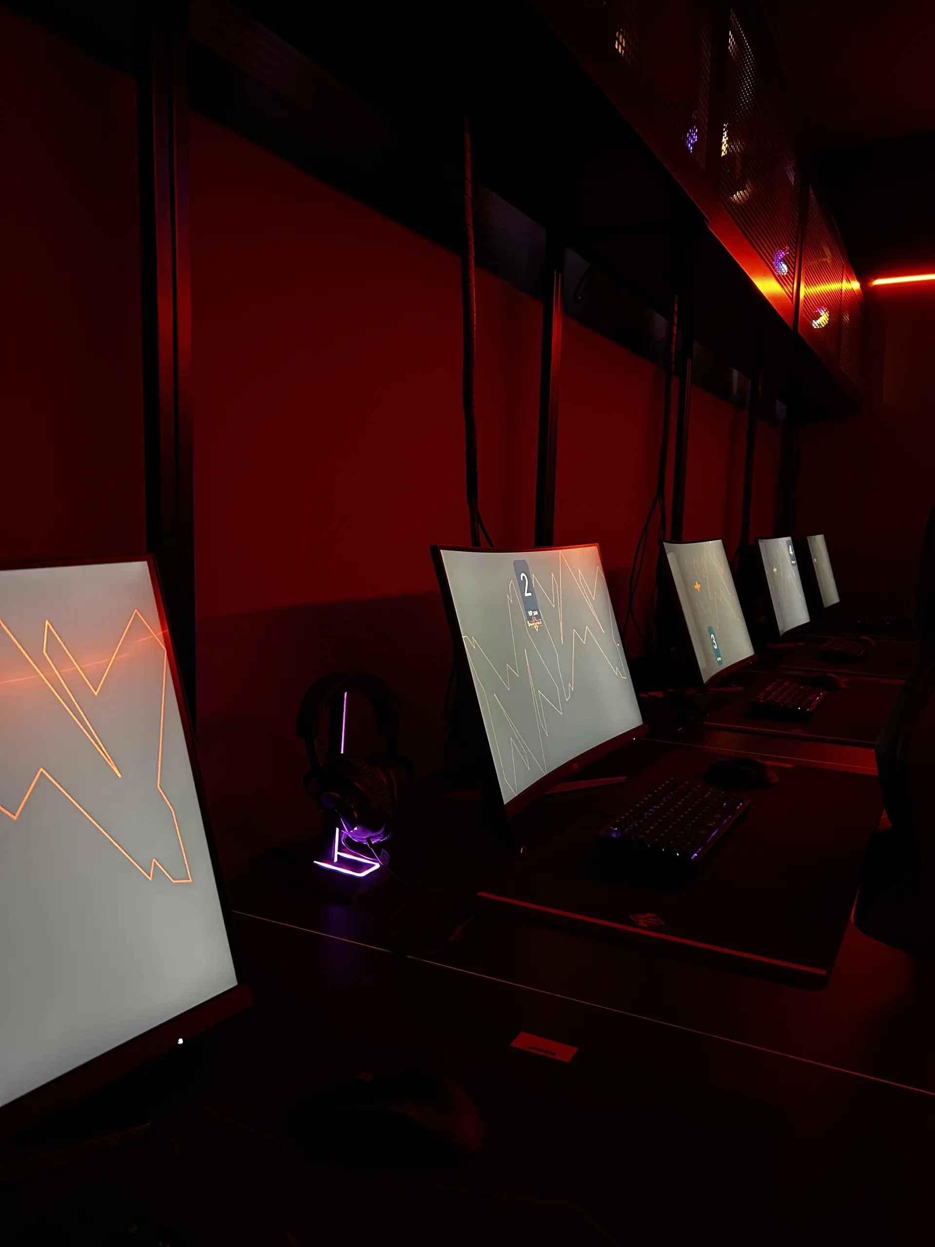 Изображение клуба Summit № 3