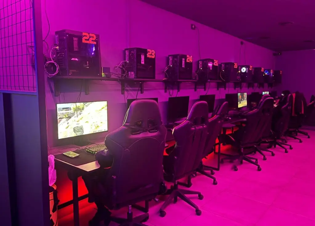 Изображение клуба B3 № 5