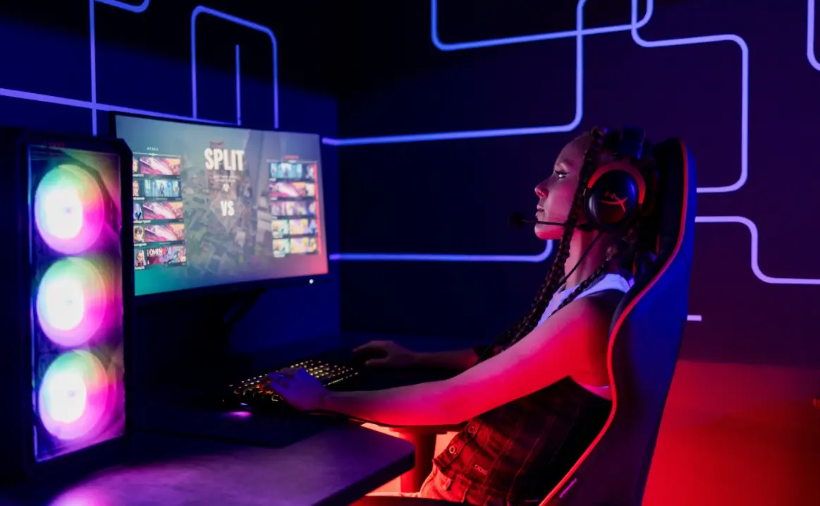 Изображение клуба Godji Cyber Lounge № 2