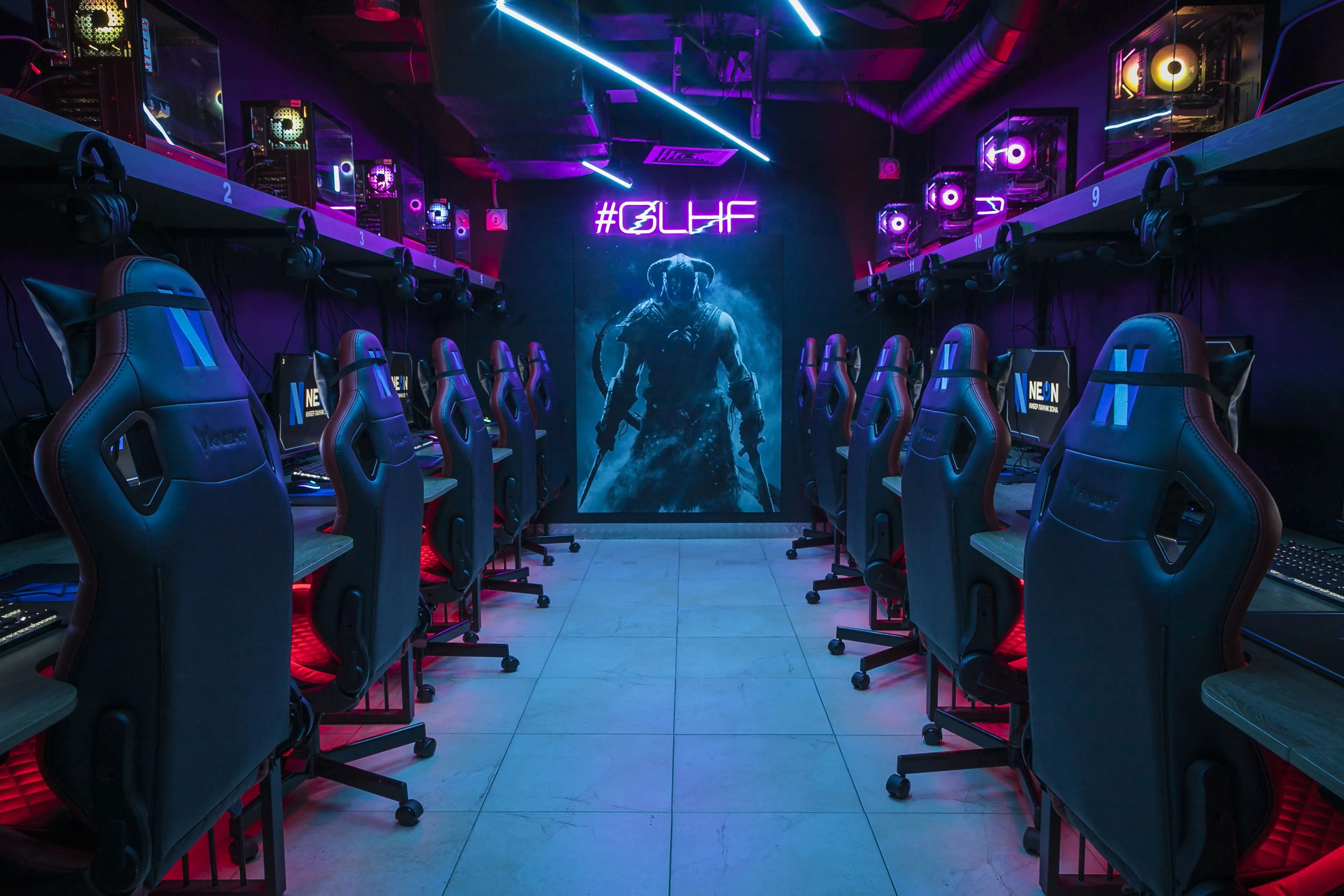 Изображение клуба NEON Кибер Лаунж Зона Бунино № 2