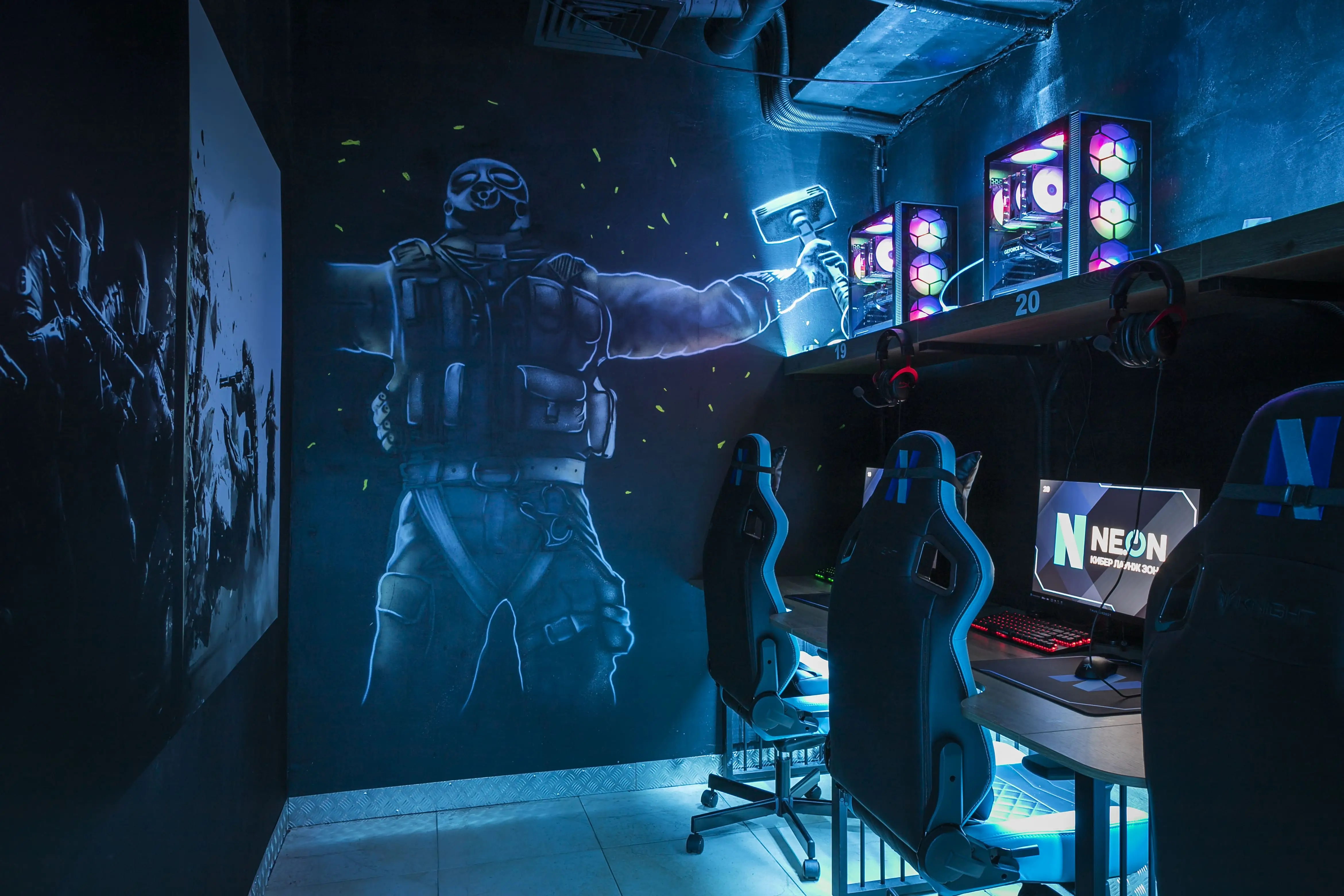 Изображение клуба NEON Кибер Лаунж Зона Бунино № 4