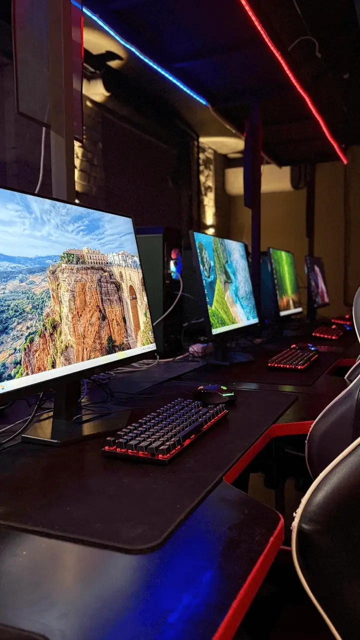 Изображение клуба CyberUnion № 4