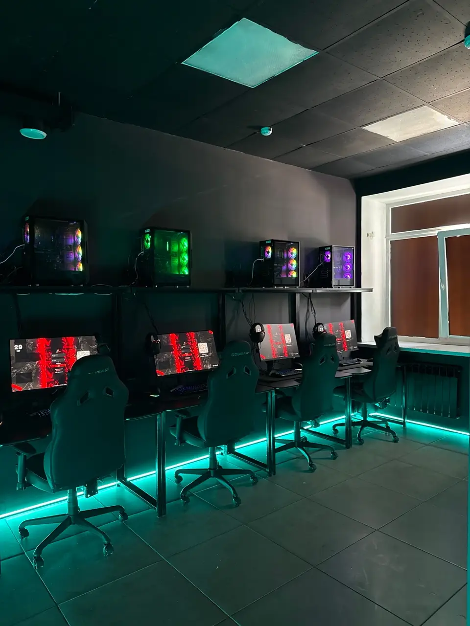 Изображение клуба ATOM № 1