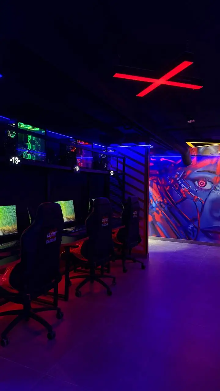 Изображение клуба CyberX Черняховского 6A № 7