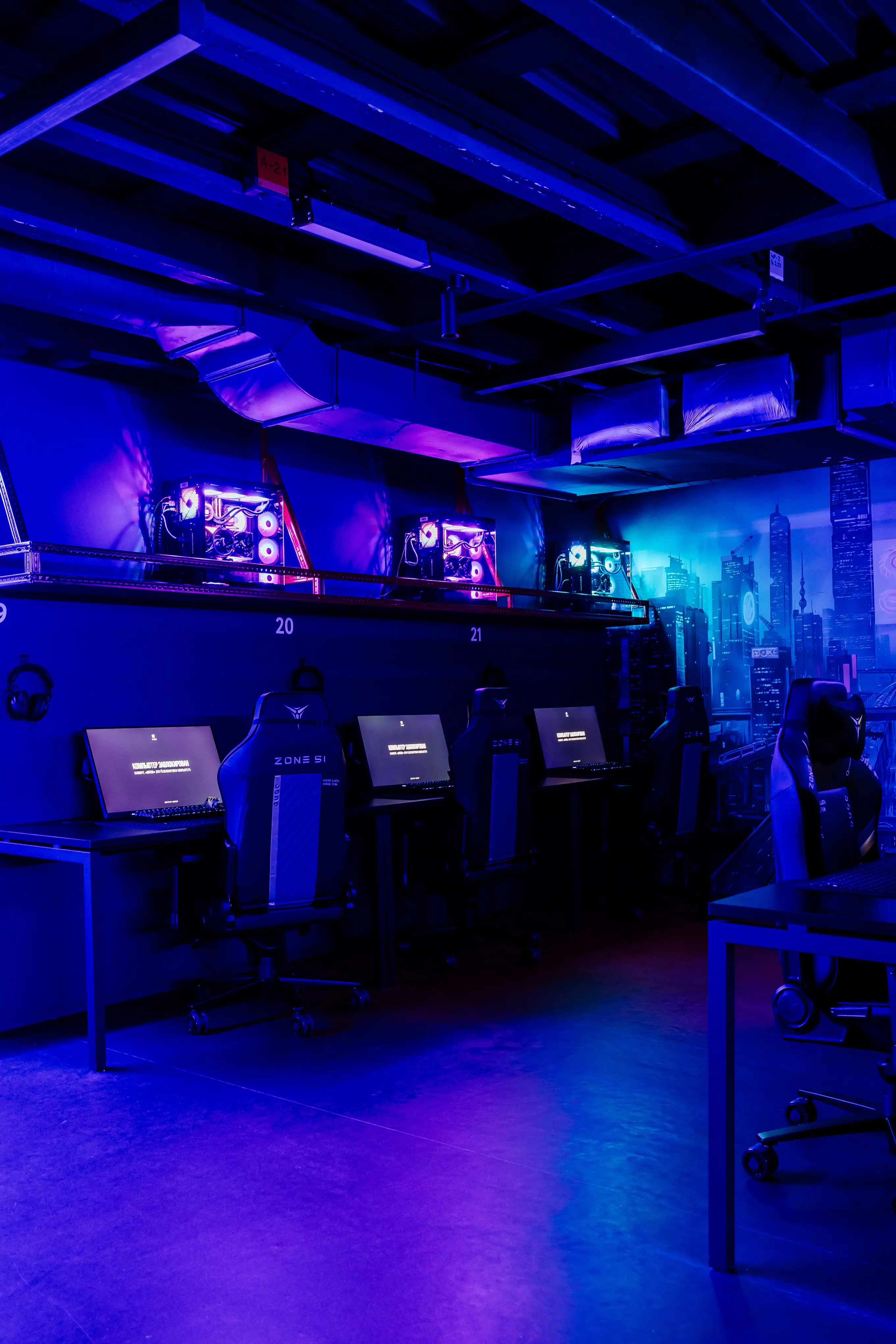 Изображение клуба YORU № 10