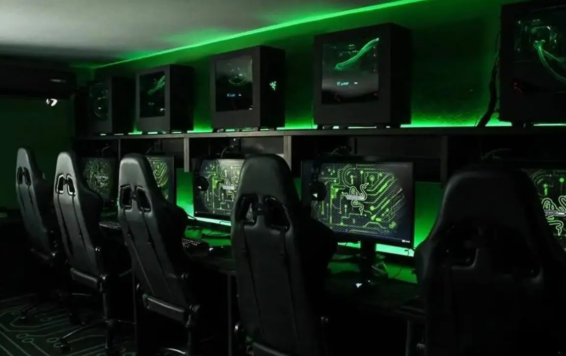 Изображение клуба Матрица № 6