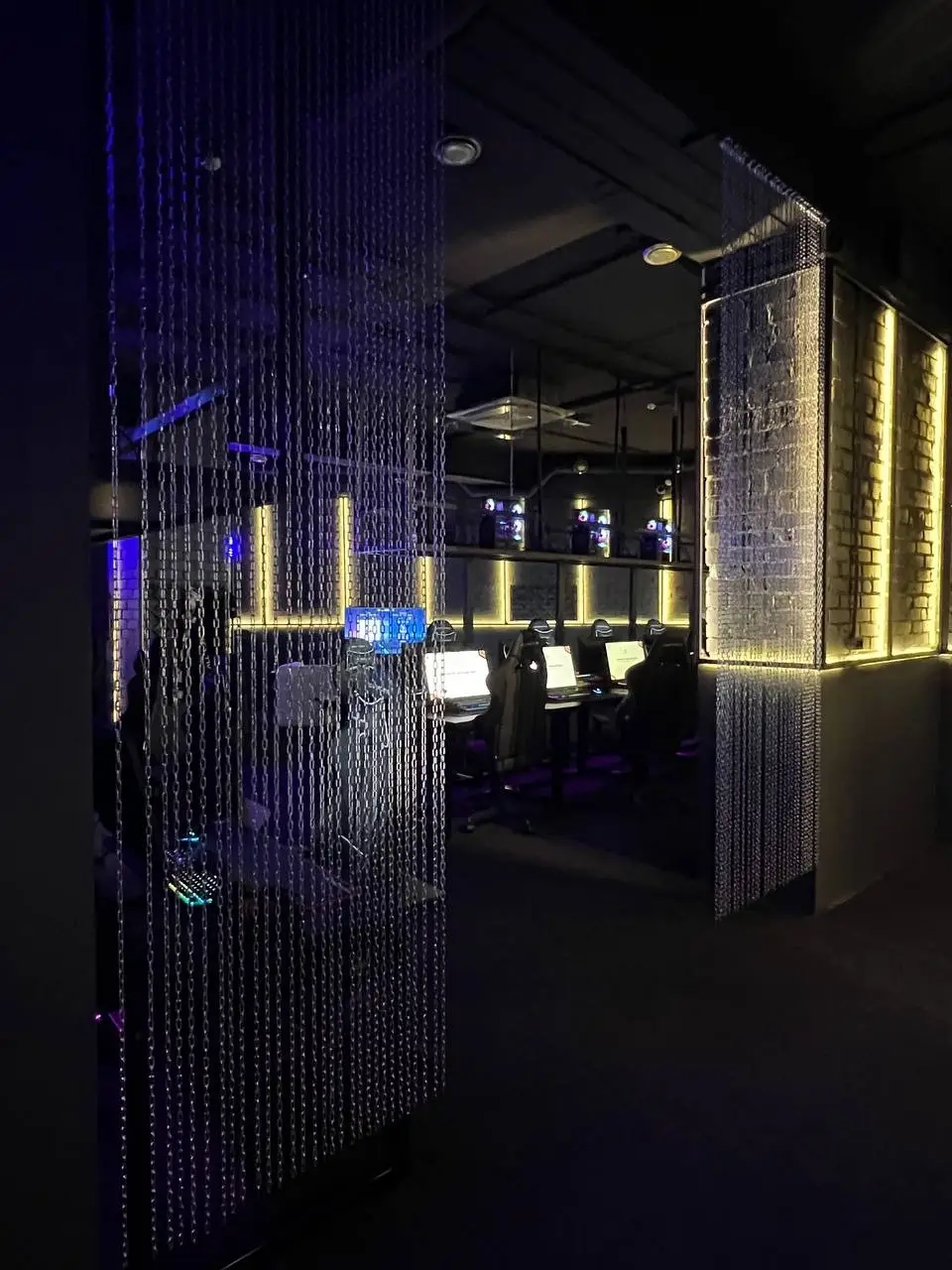 Изображение клуба Cyber Gorilla № 1