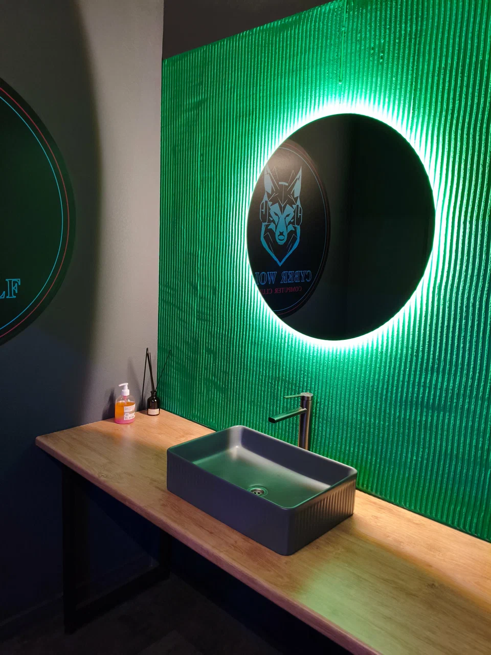 Изображение клуба Cyber Wolf № 2