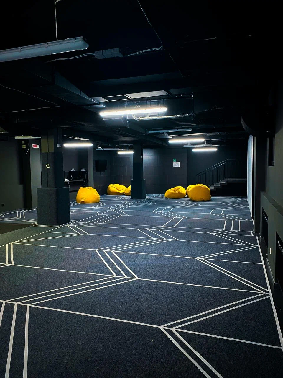 Изображение клуба Elonium № 2