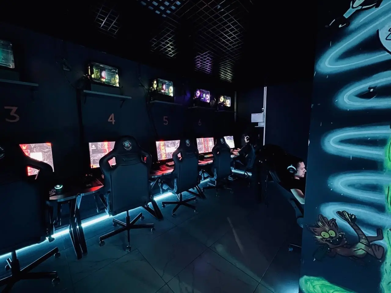 Изображение клуба CyberMatrix № 7