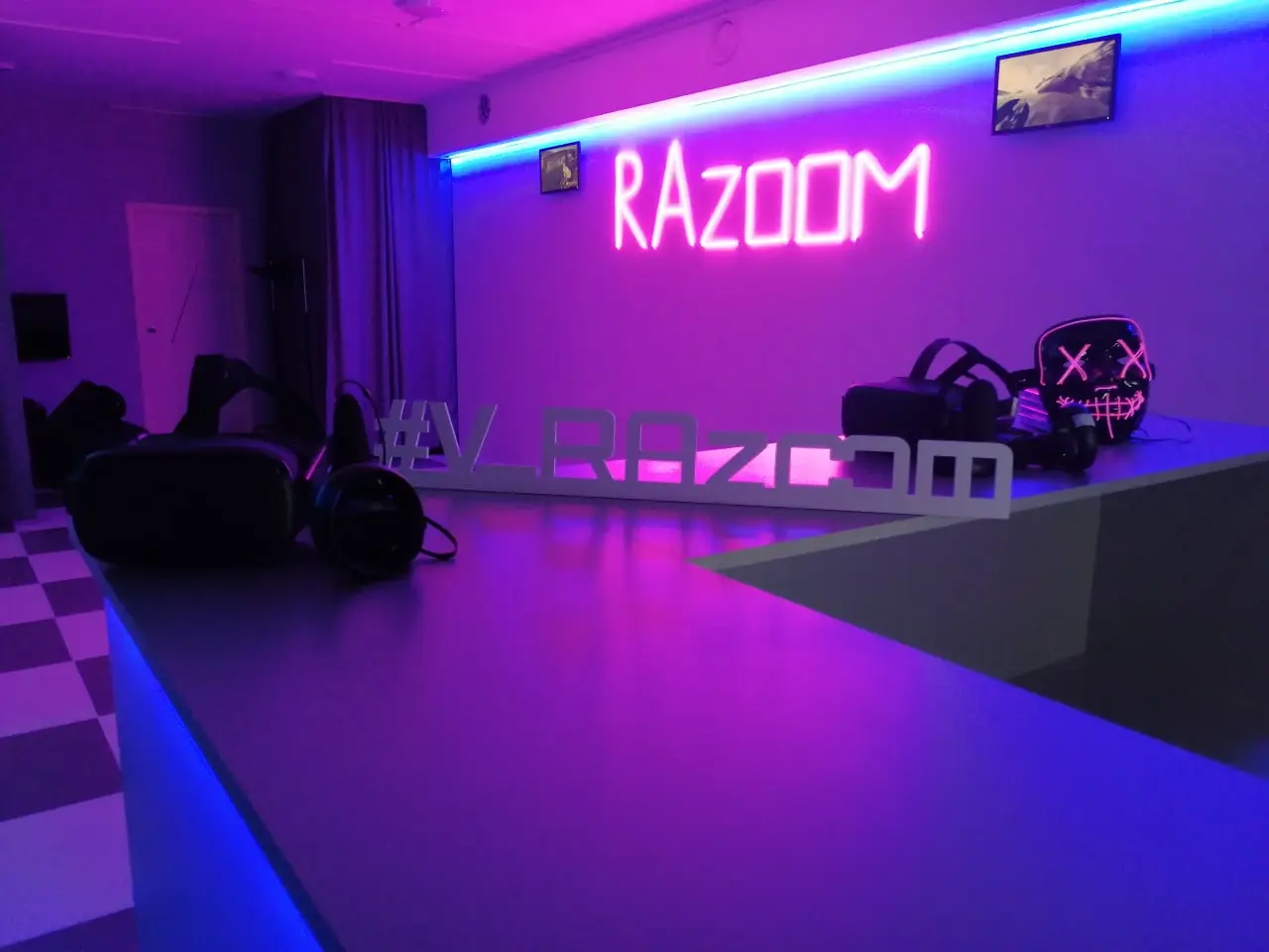 Изображение клуба Razoom № 1