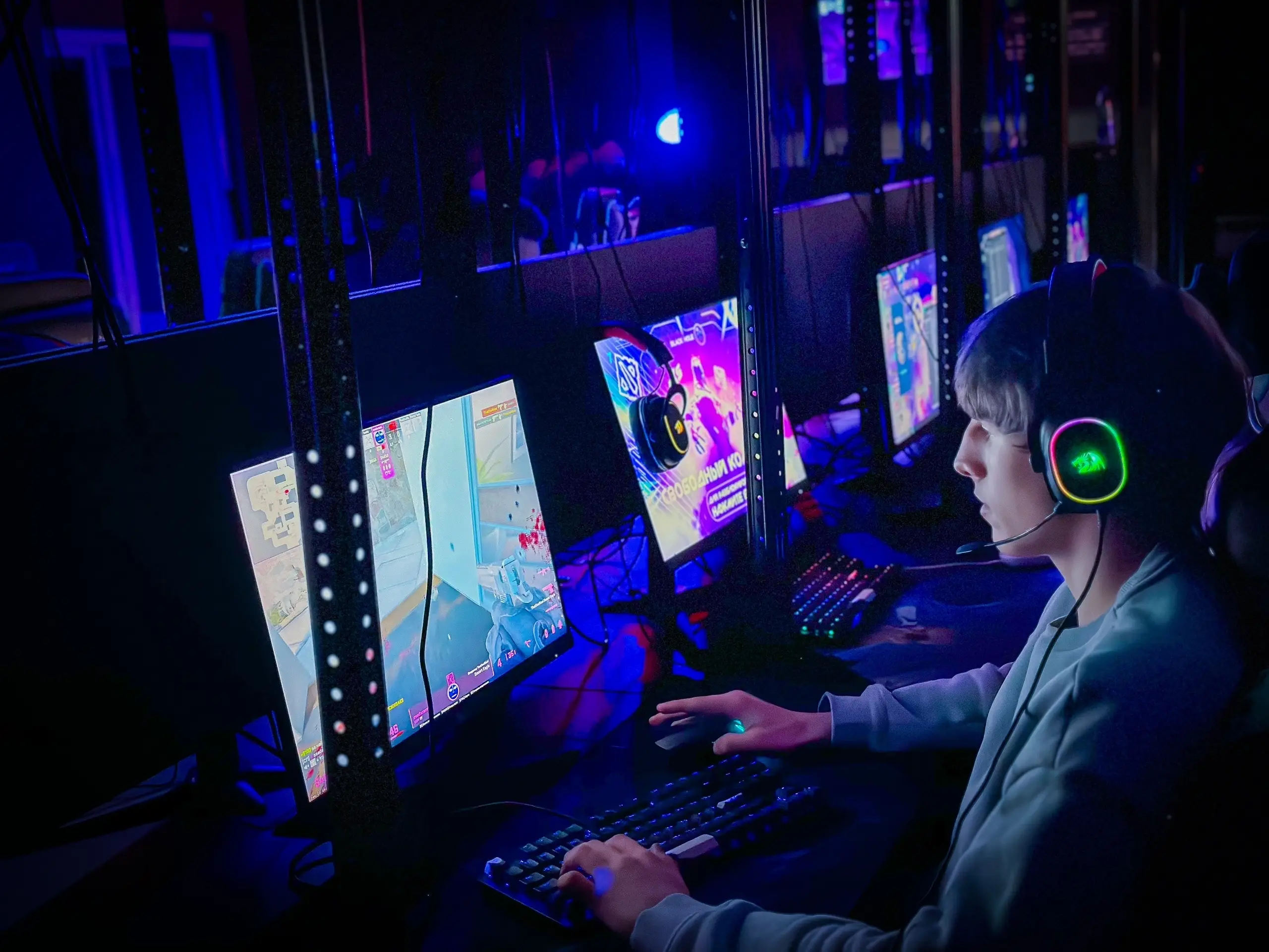 Изображение клуба Black Hole № 5