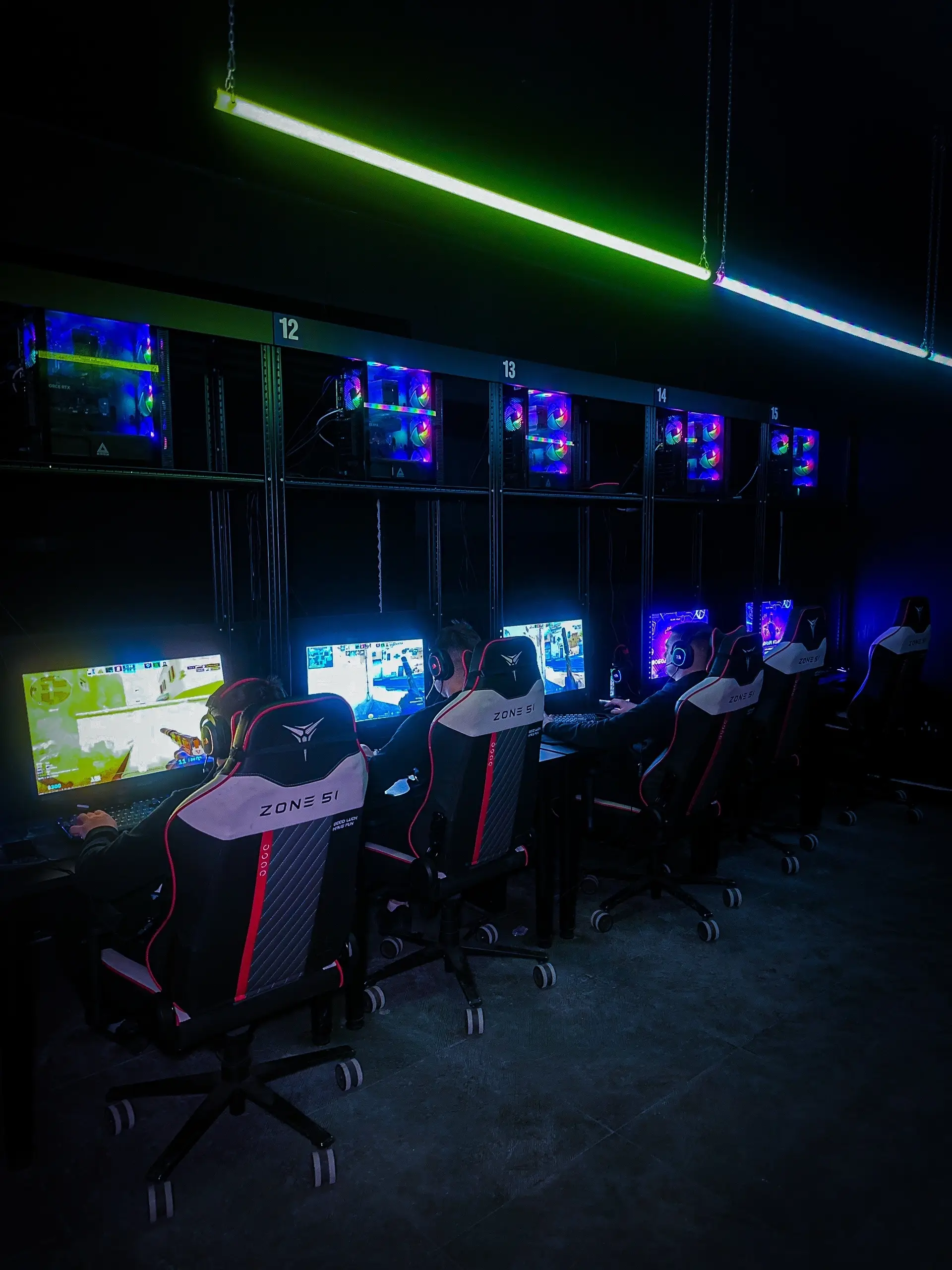 Изображение клуба Black Hole № 3