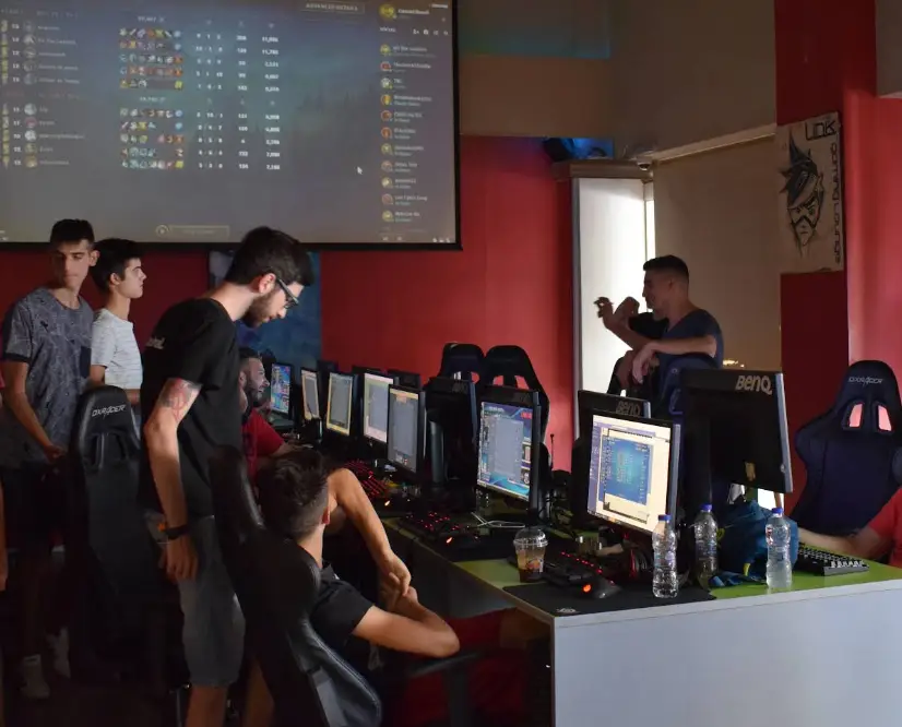 Изображение клуба Link Gaming Lounge & Cafe № 2