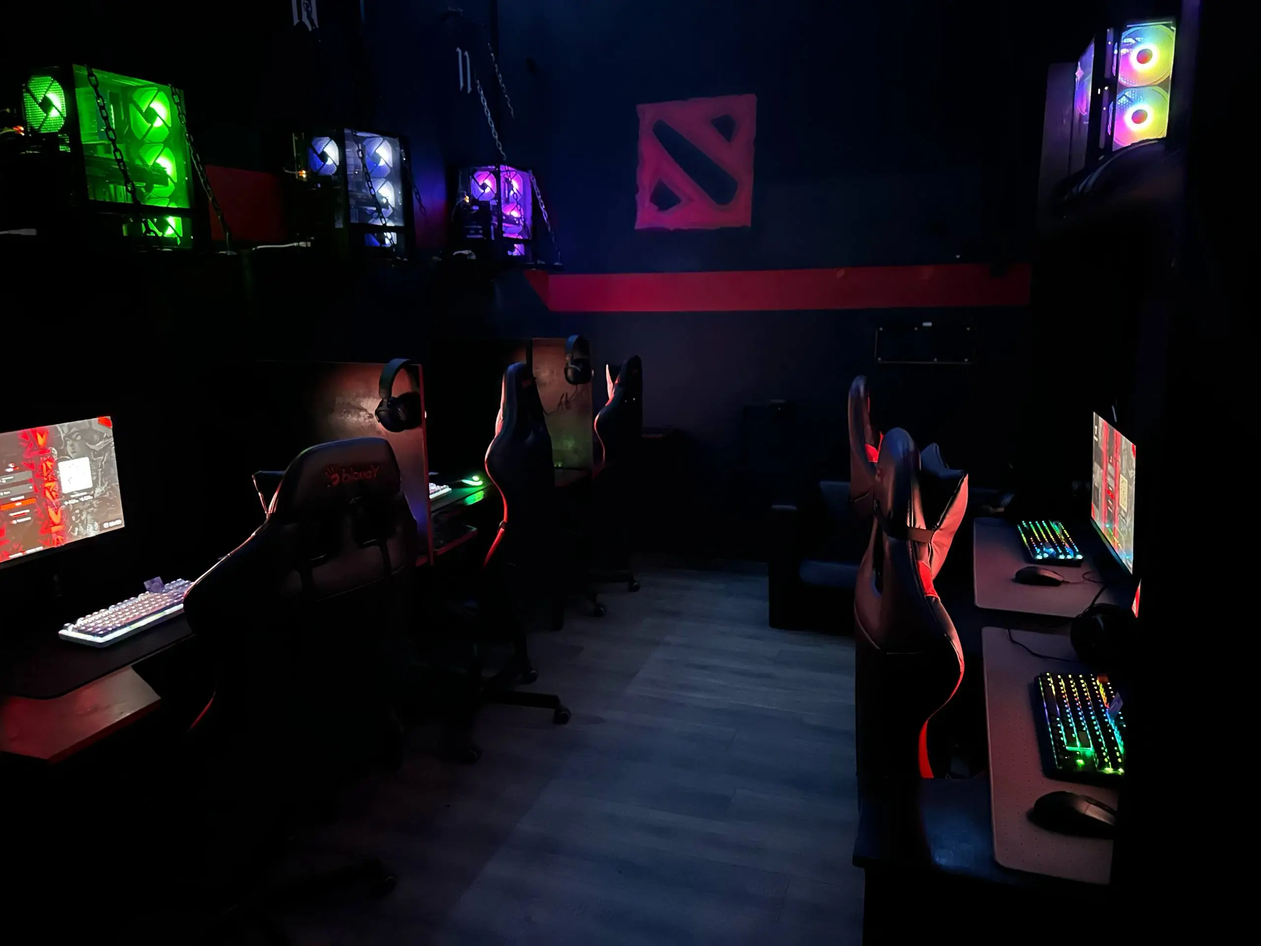 Изображение клуба Ред Лайн № 6