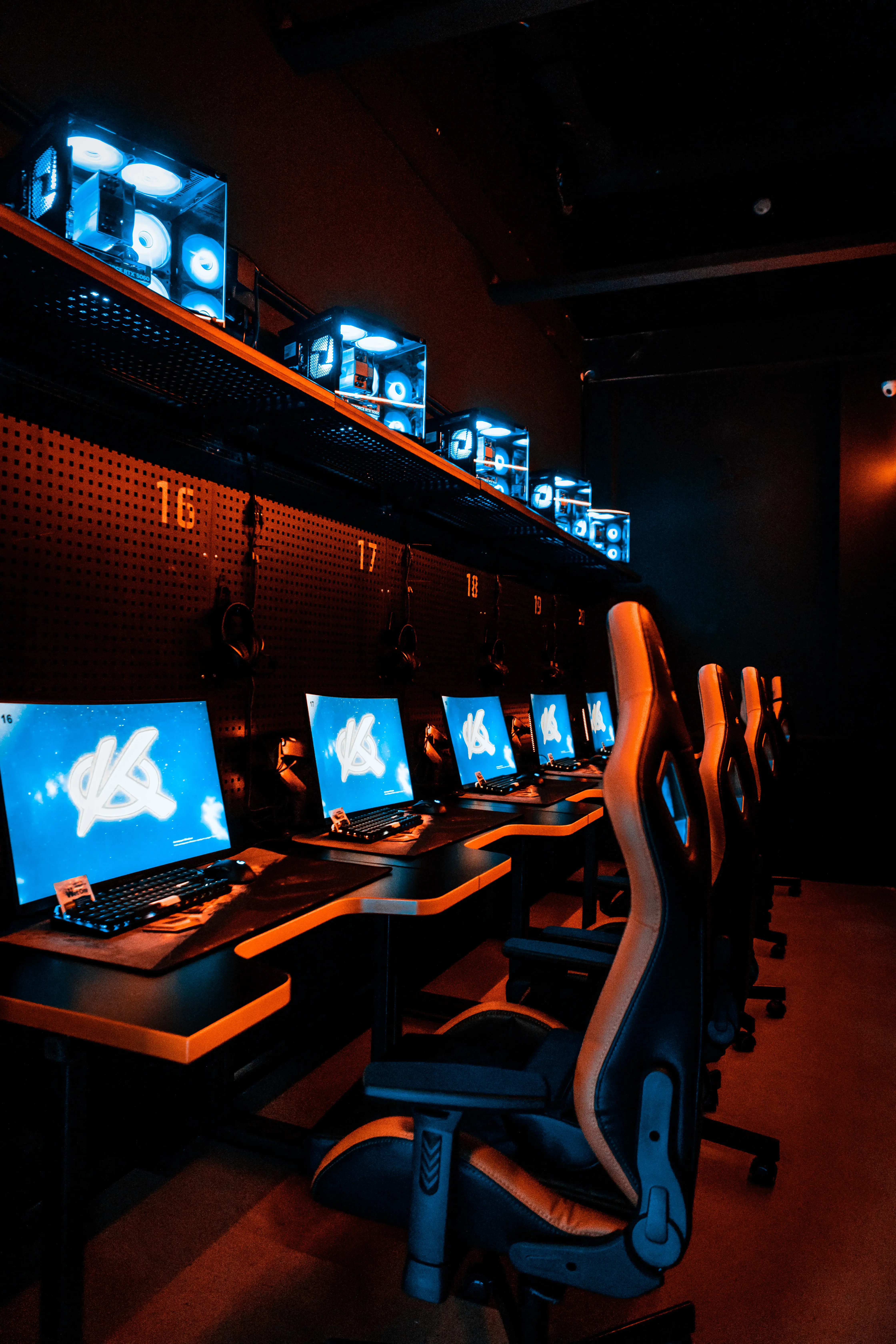 Изображение клуба Кампус № 9