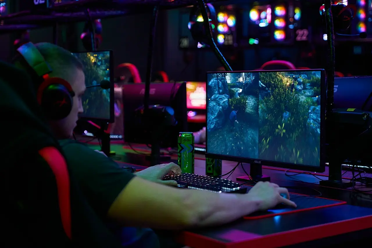 Изображение клуба КИБЕРГРАУНД № 8