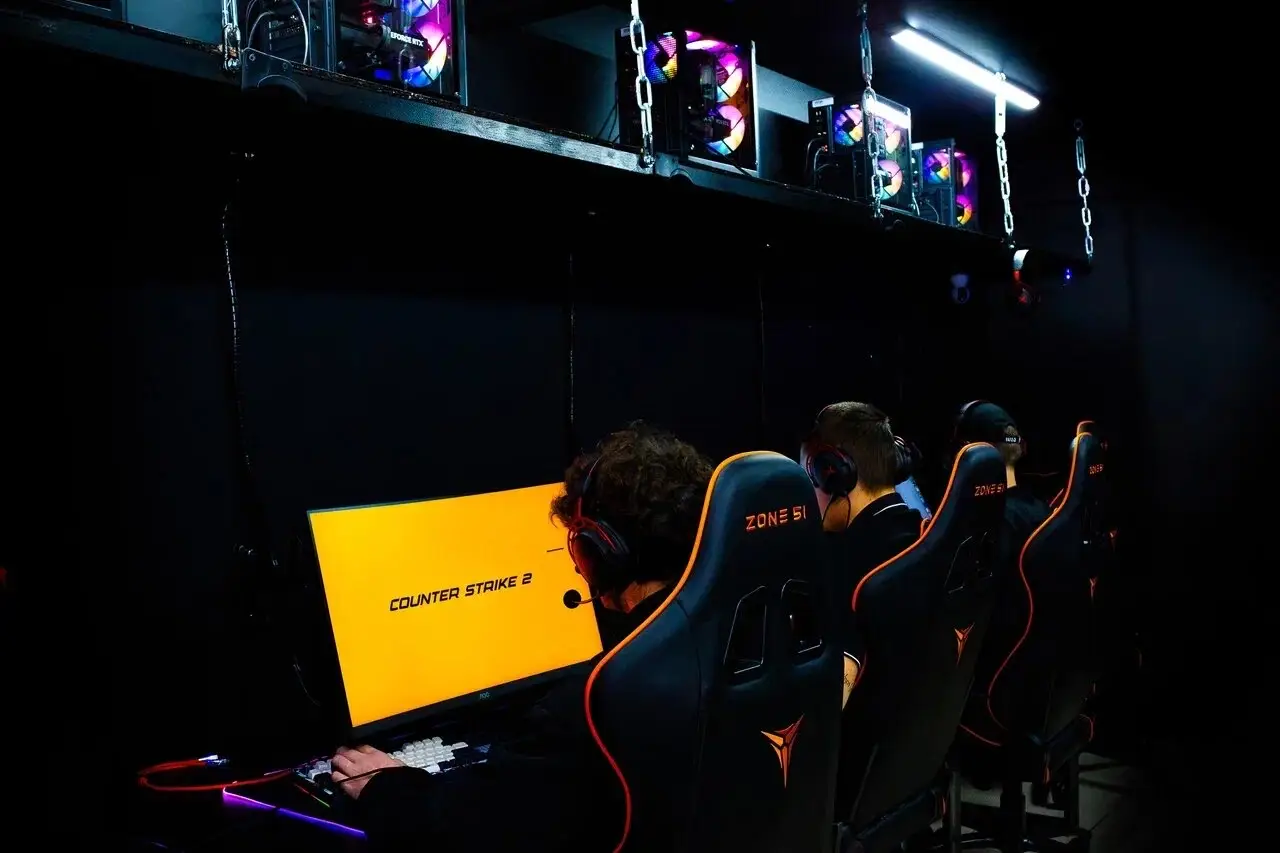 Изображение клуба players club № 7