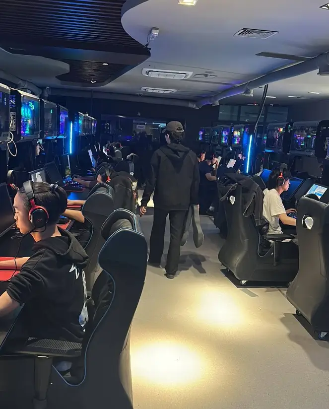 Изображение клуба EZ esports club № 3