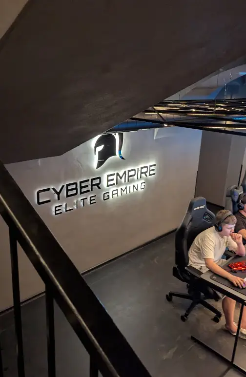 Изображение клуба Cyber Empire № 5