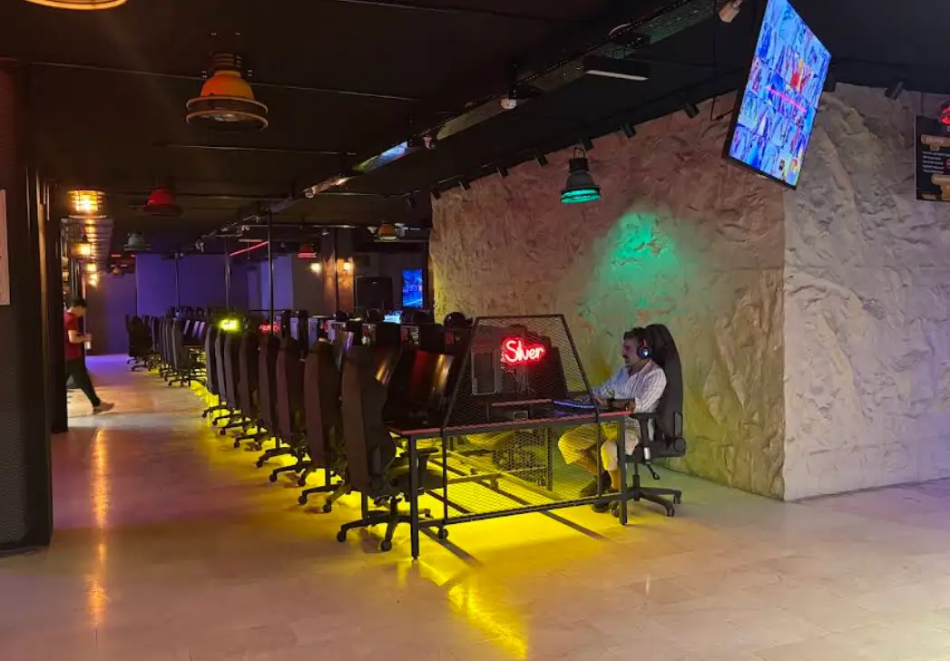 Изображение клуба Dark E-Spor & İnternet Cafe & Ps5 № 2