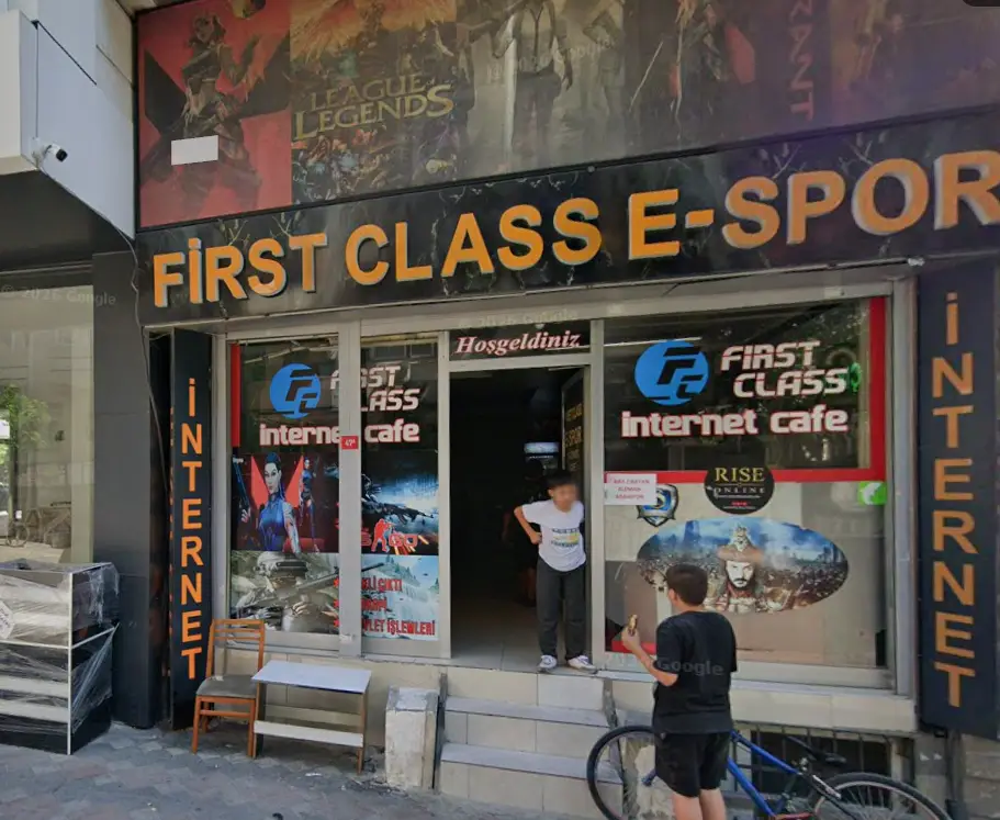 Изображение клуба FİRST CLASS E-SPOR GAMİNG CENTER № 3
