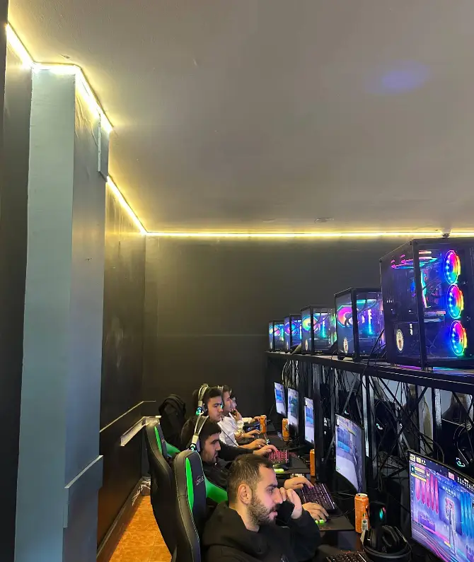 Изображение клуба Game X Oyun Salonu № 4