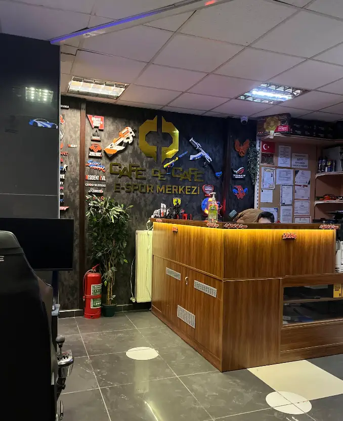 Изображение клуба CafeDeCafe ESpor Merkezi № 3