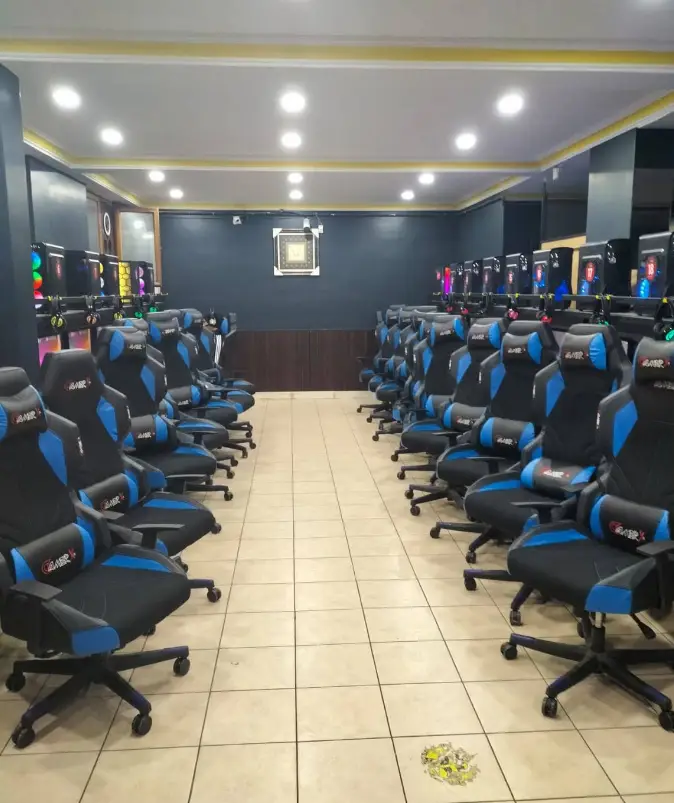 Изображение клуба Çisem Internet Cafe № 2