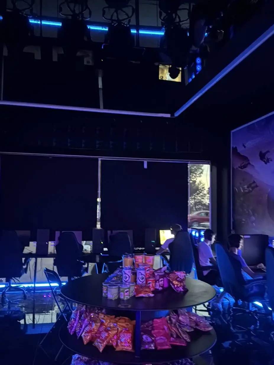 Изображение клуба Playz E-Sport Gaming Lounge № 1