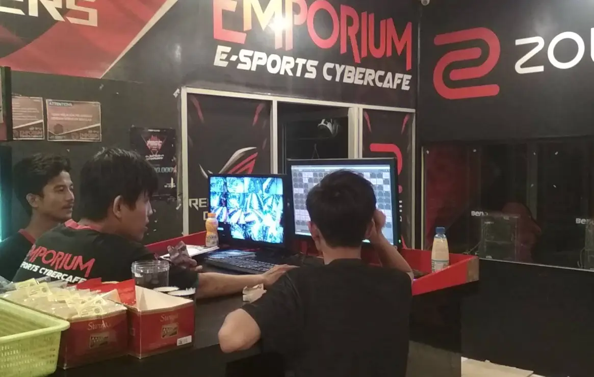 Изображение клуба Emporium Esports Cybercafe № 2
